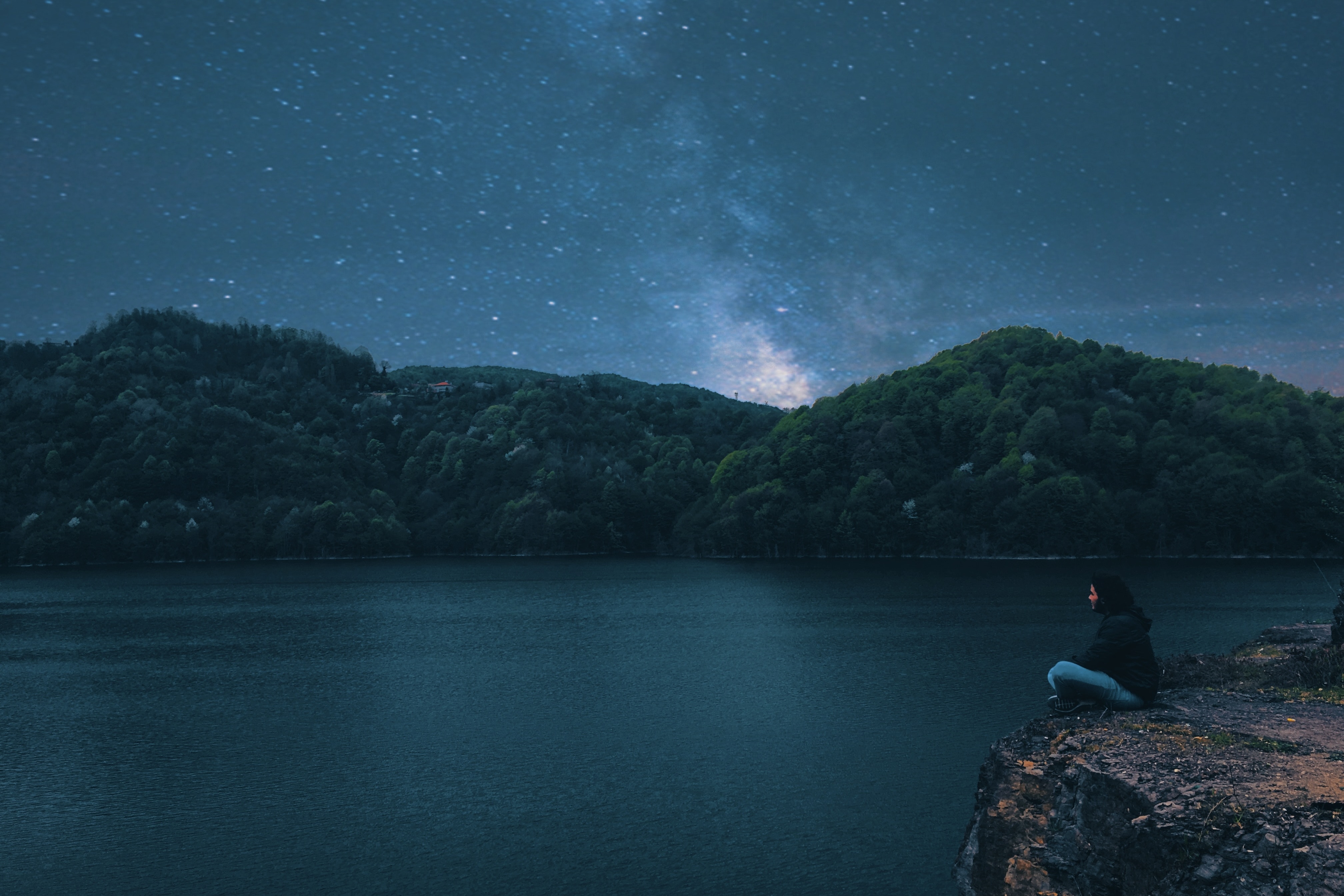 Starry sky over an ocean.